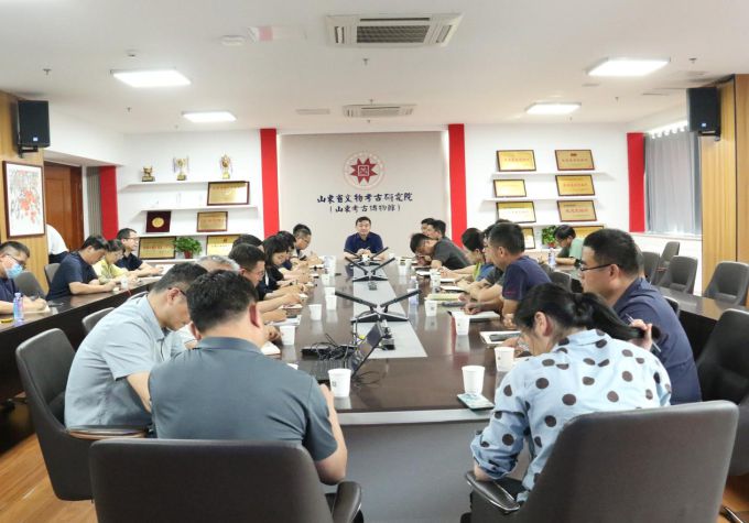 我院召开中层干部会议